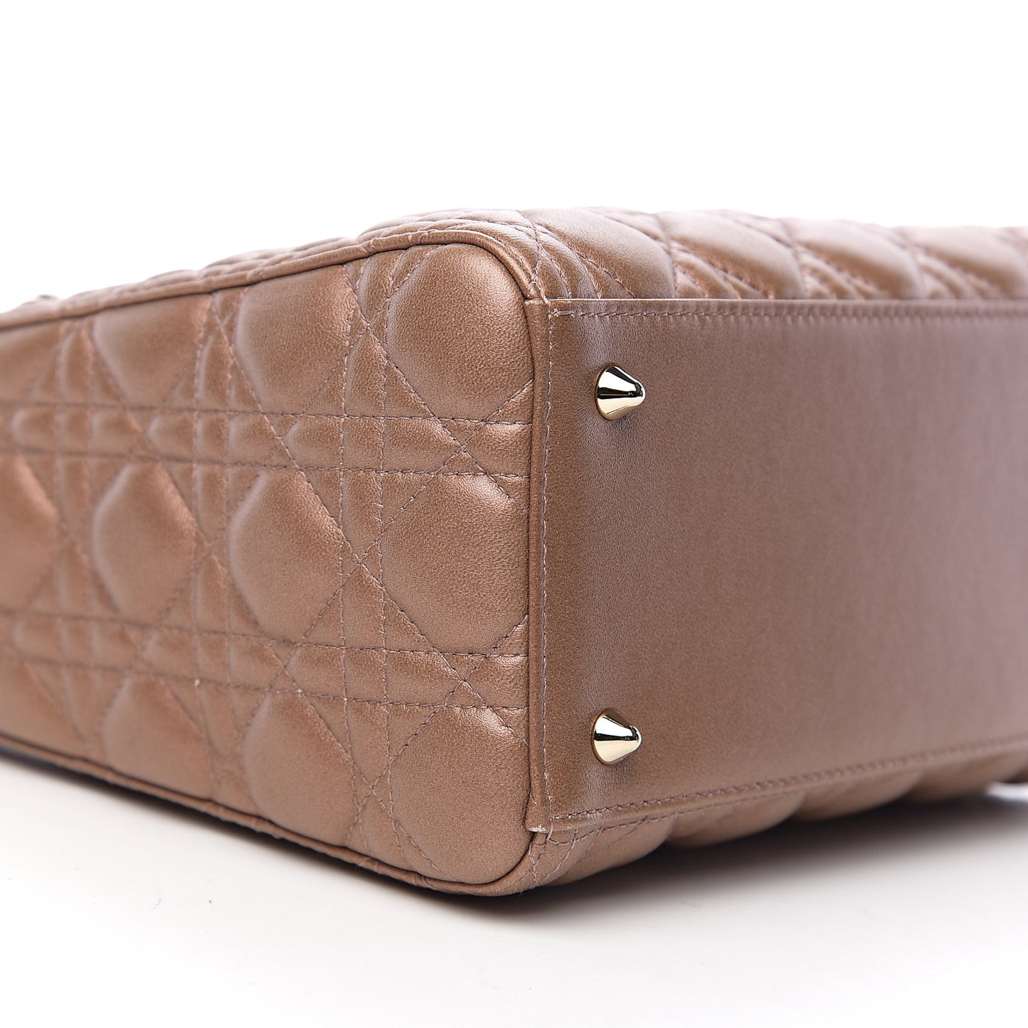 Pearly Lambskin Cannage Medium Lady Dior Quartz