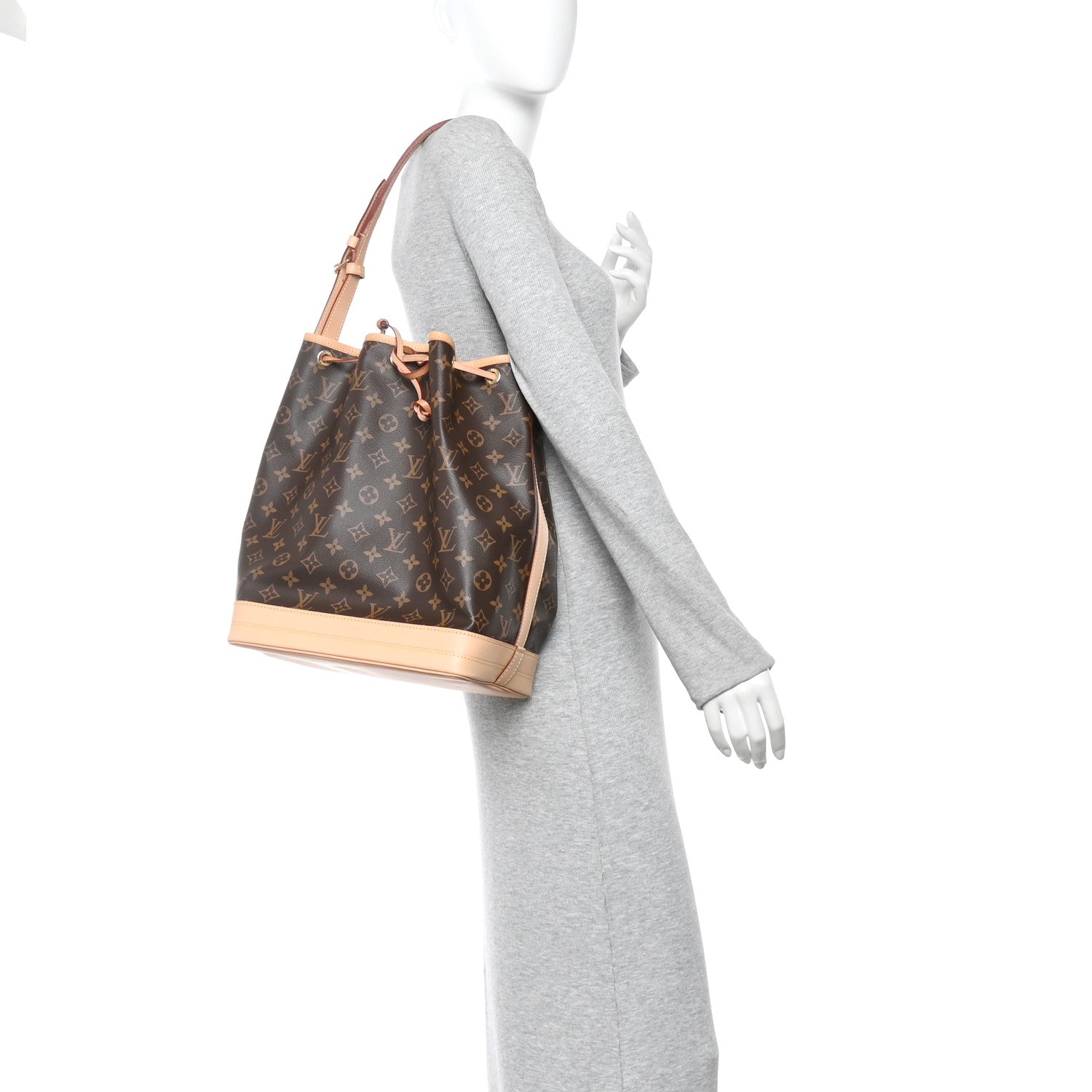 Louis Vuitton Monogram Noe 2 of 12