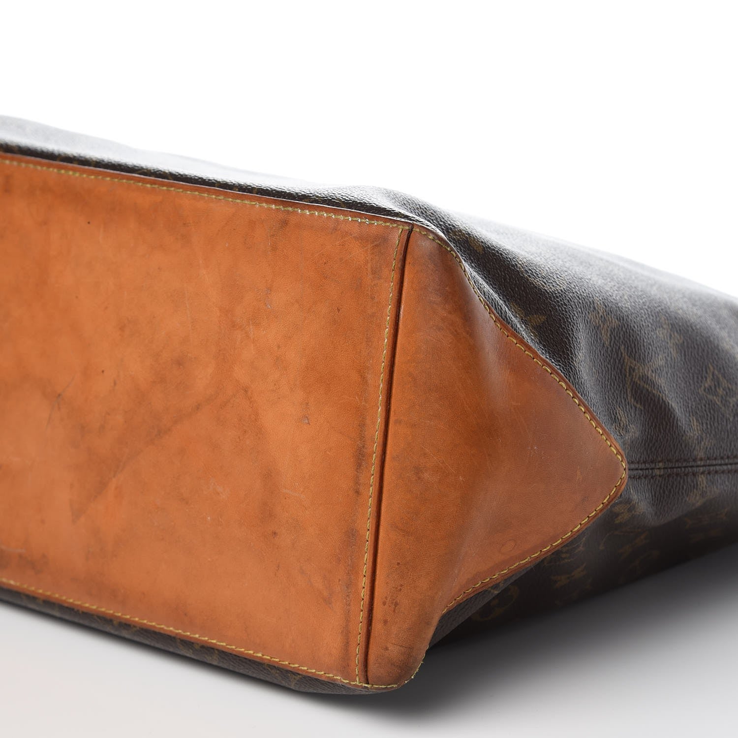 Louis Vuitton Monogram Cabas Mezzo 10 of 11