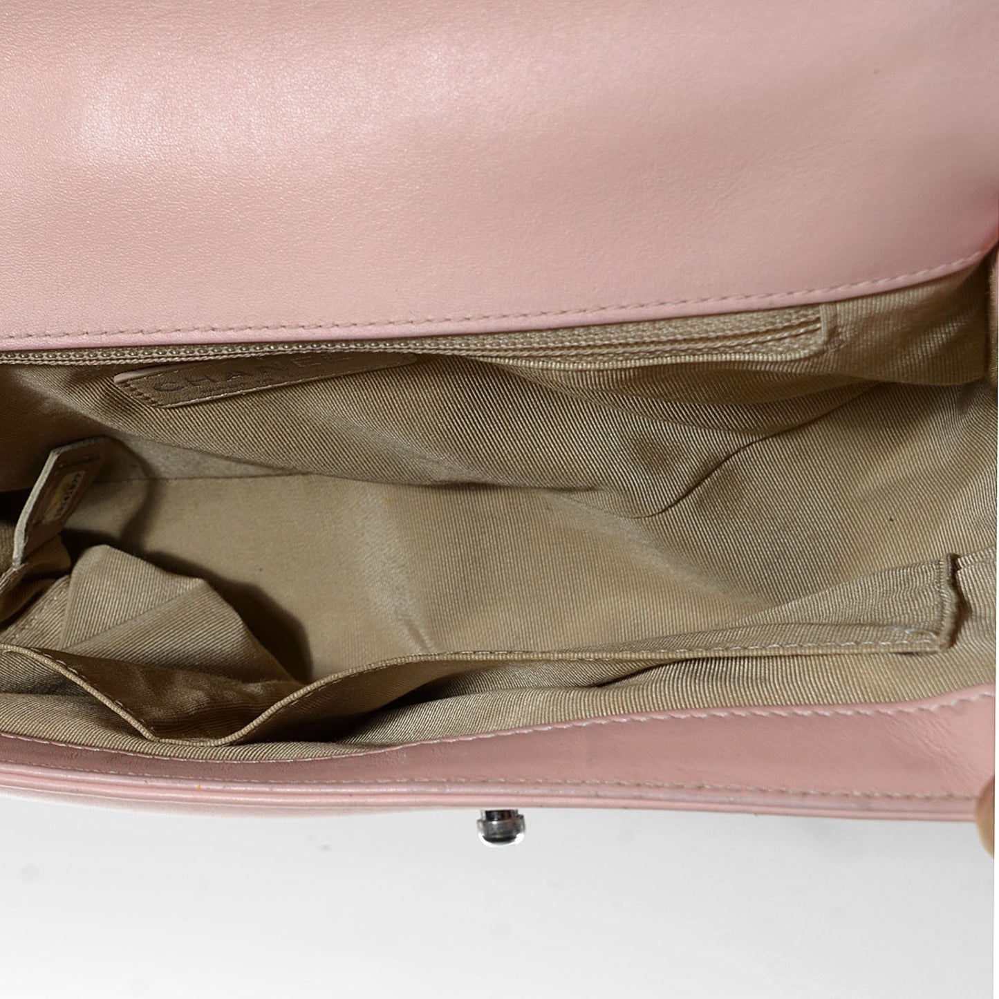 Patent Chevron New Medium Boy Flap Light Pink