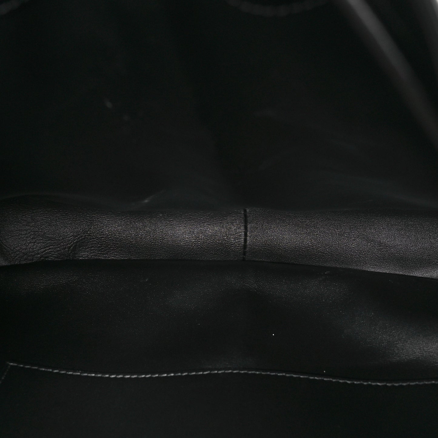 Calfskin Large Nolita Black