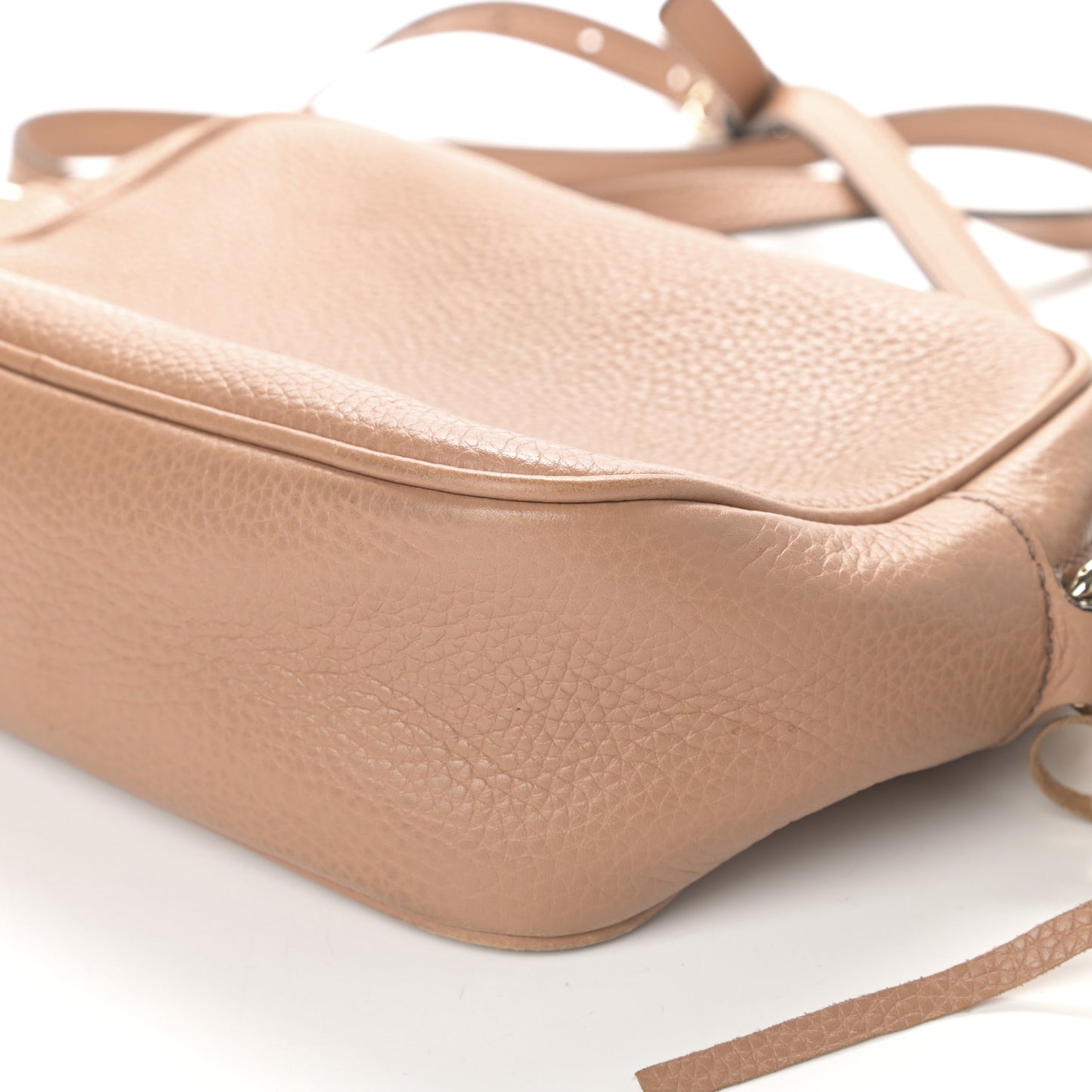 Pebbled Calfskin Small Soho Disco Bag Camelia