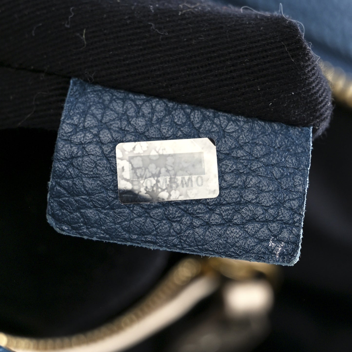 Calfskin Medium Paraty Scuba Blue