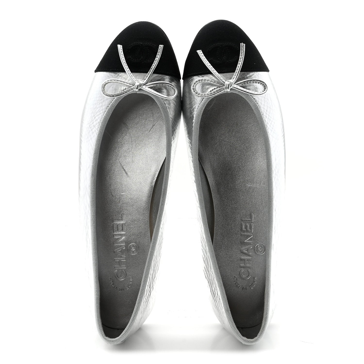 Chanel Laminated Crumpled Lambskin Grosgrain Cap Toe CC Ballerina Flats 40 Silver Black 2 of 10