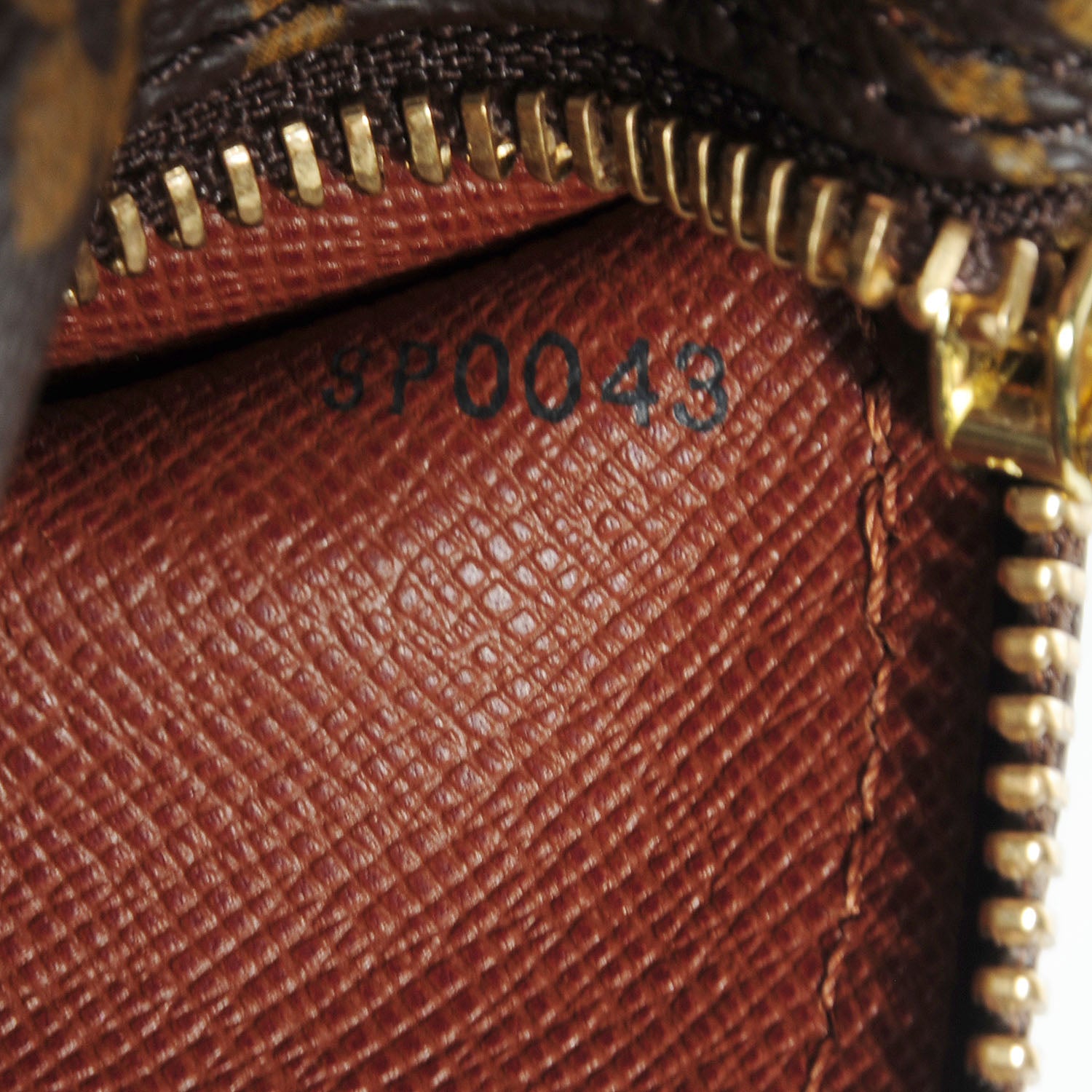 Louis Vuitton Monogram Papillon 26 7 of 7