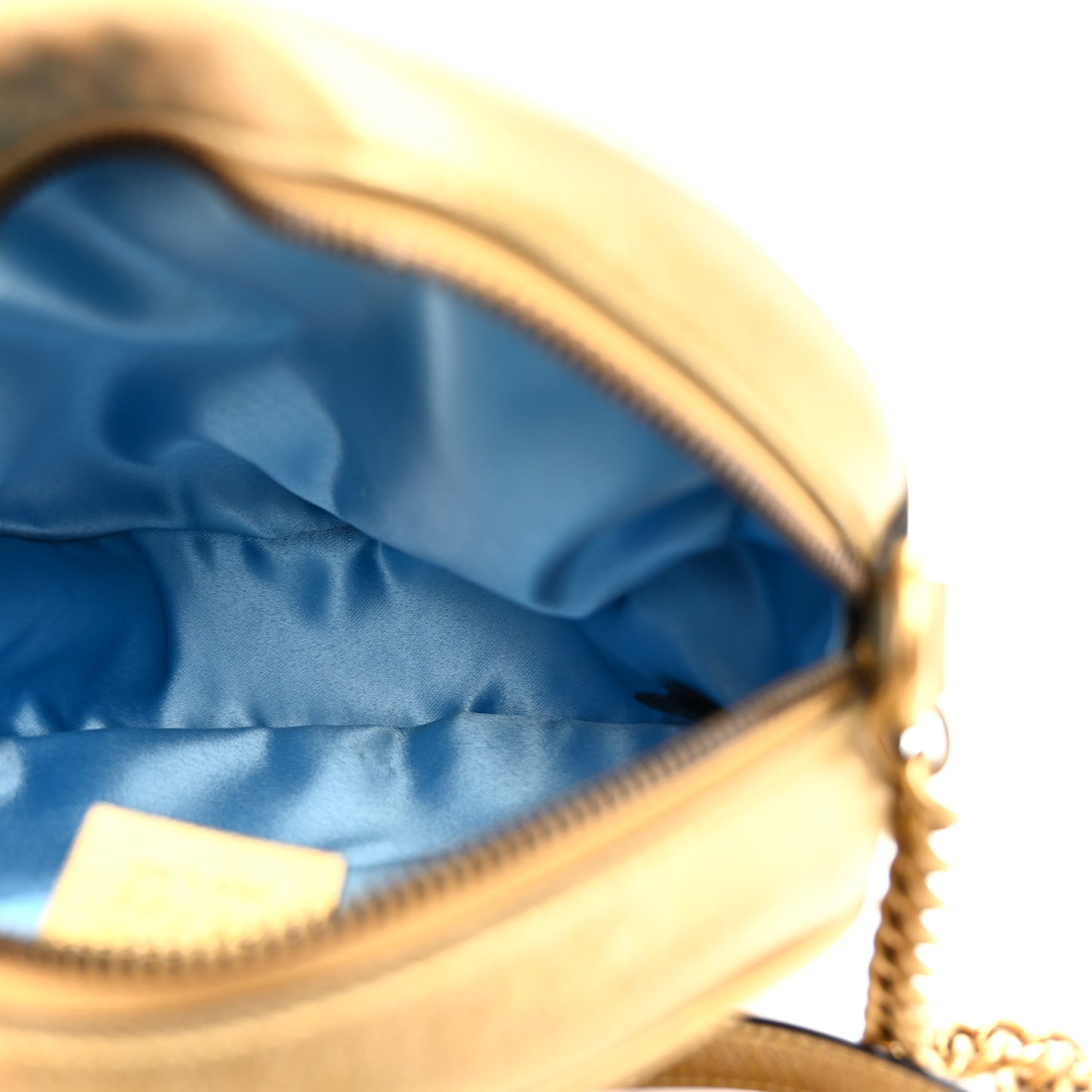 Metallic Nappa Matelasse Heart Mini GG Marmont Round Shoulder Bag Oro Vecchio Rosa