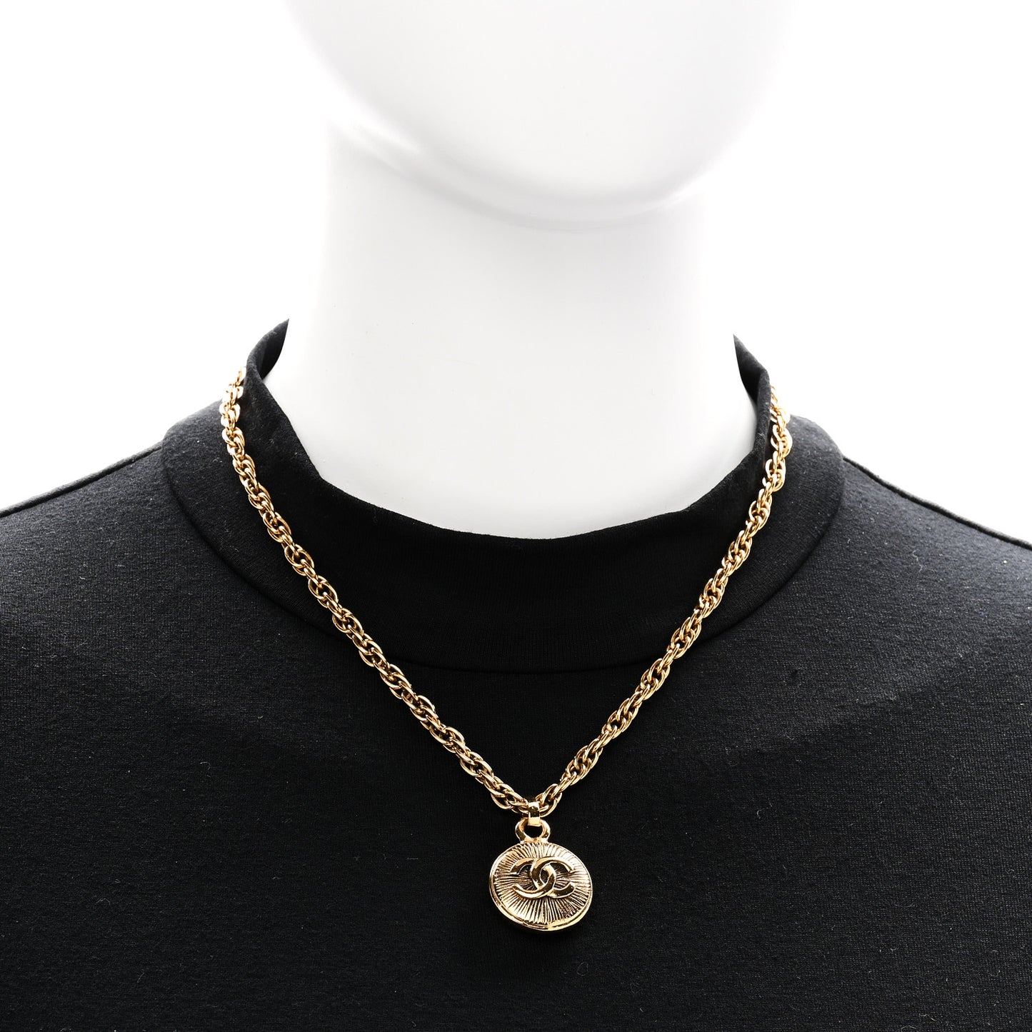 CC Pendant Necklace Gold
