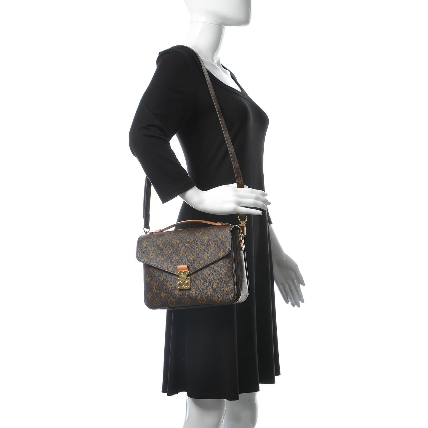 Monogram Pochette Metis
