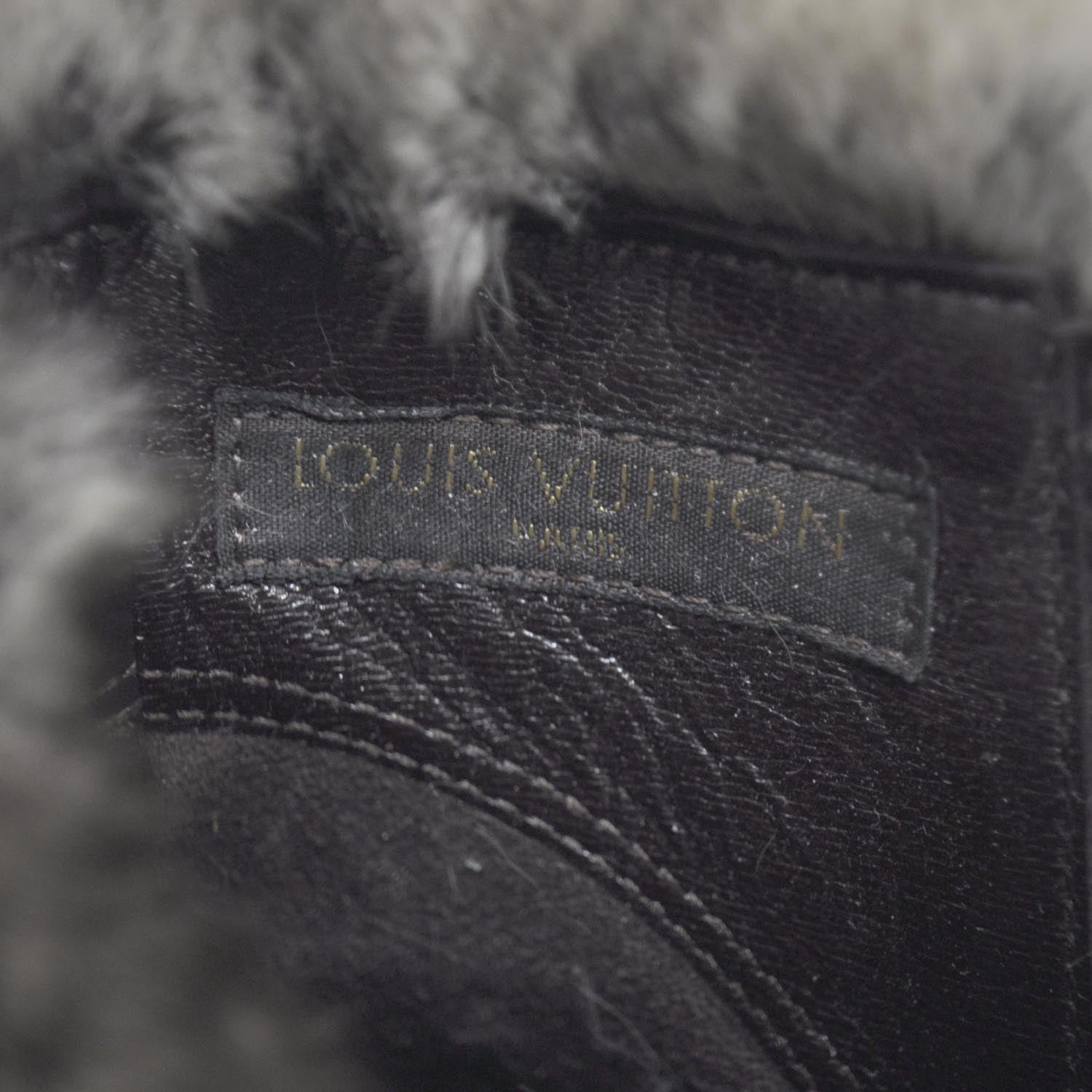 Louis Vuitton Suede Rabbit Fur Glacier Boots 39 7 of 9