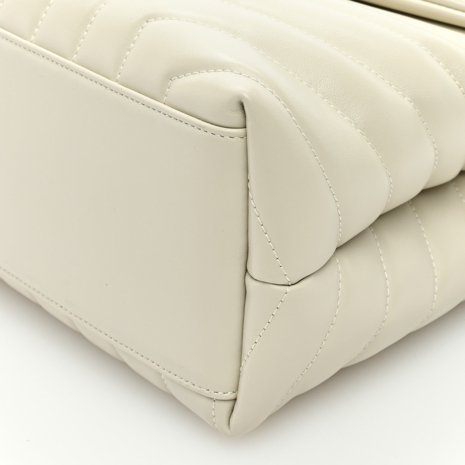 Saint Laurent Calfskin Y Quilted Monogram Medium Loulou Chain Satchel Crema Soft 9 of 9