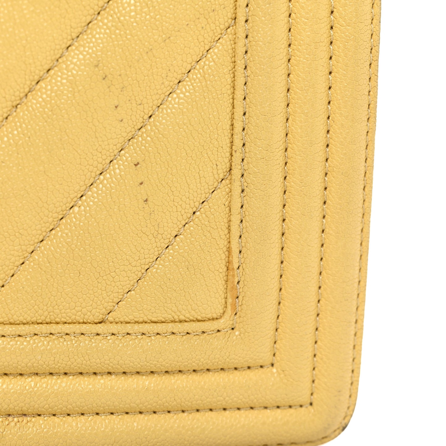 Caviar Chevron Quilted Medium Boy Flap Yellow