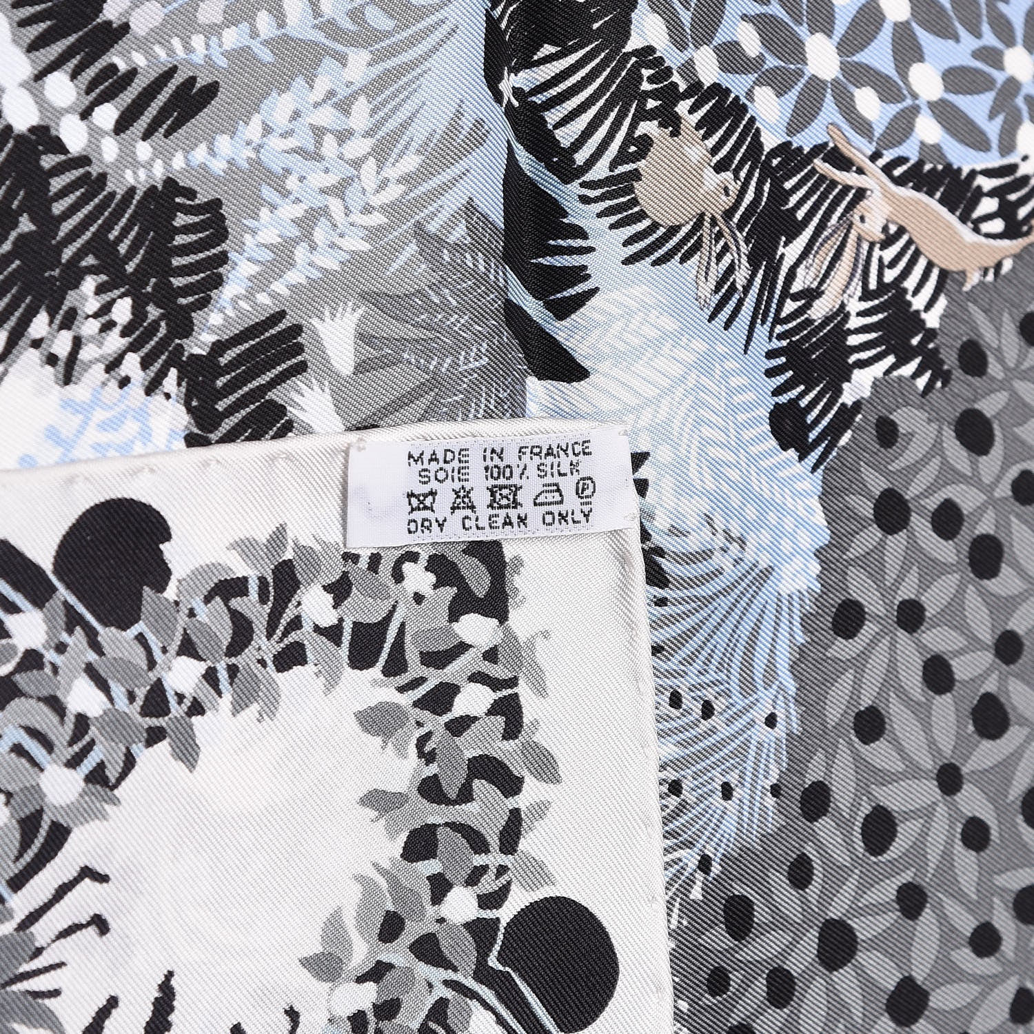 Hermes Silk Dans Un Jardin Anglais Scarf 90 White Ciel Black 3 of 5