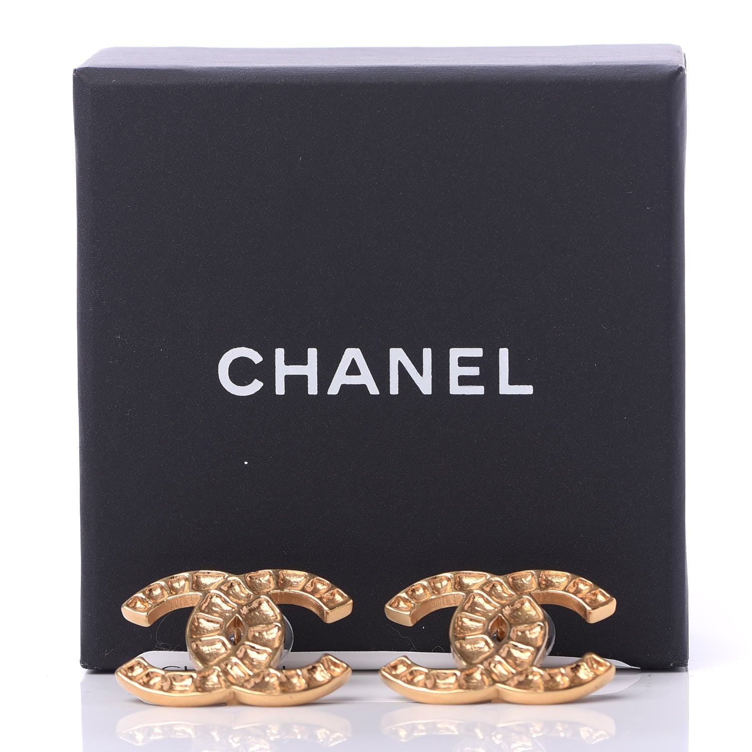 Chanel Metal Along The Nile CC Earrings Gold 5 of 5