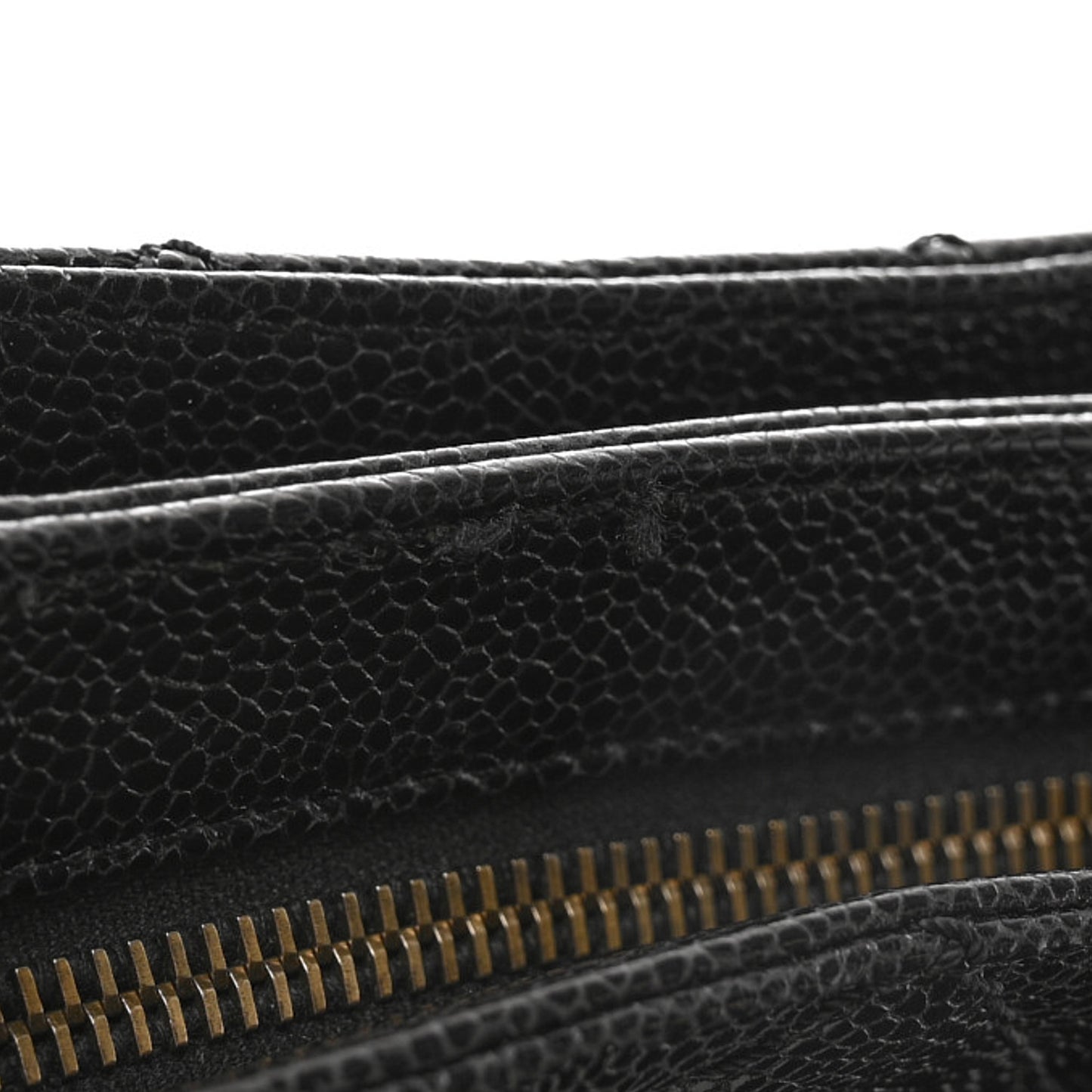 Caviar Quilted Coco Pleats Clutch Black
