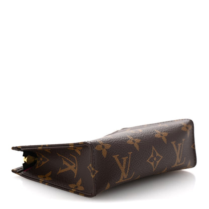 Louis Vuitton Monogram Toiletry Pouch 15 4 of 7