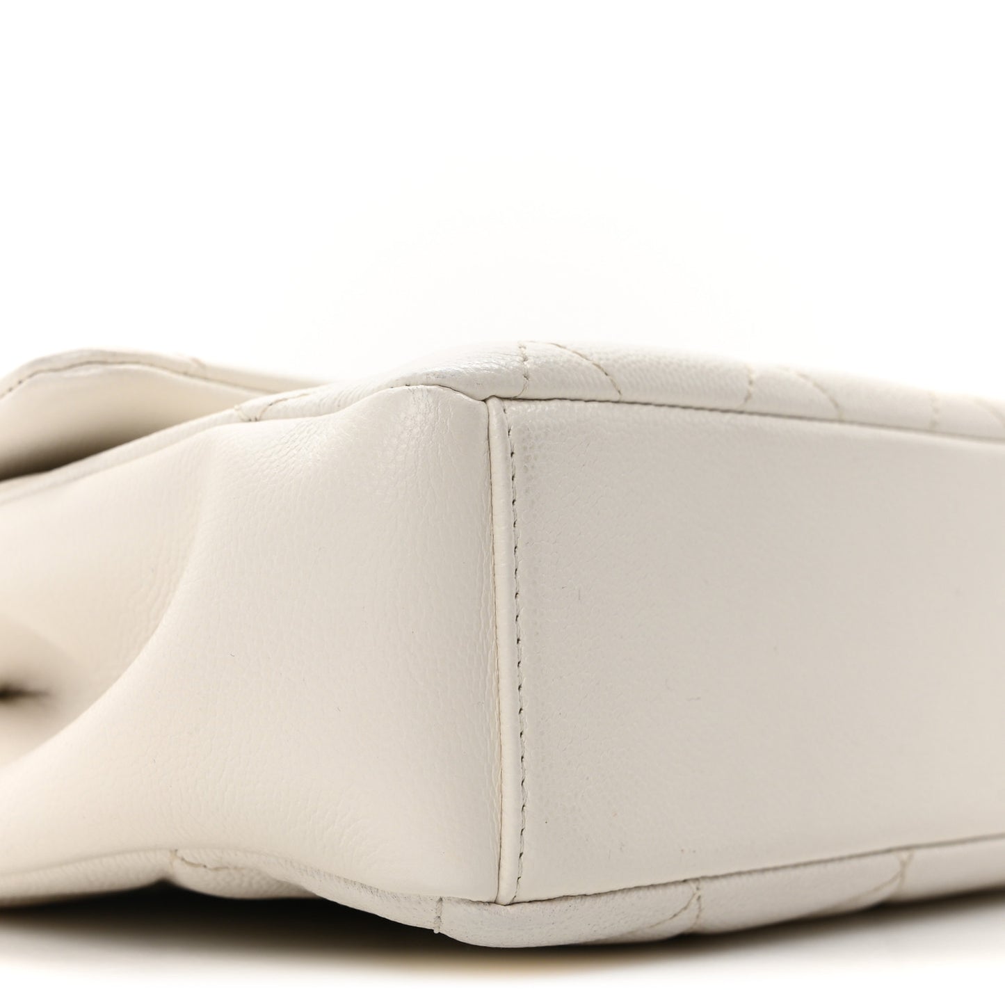 Caviar Quilted My Everything Flap White Black