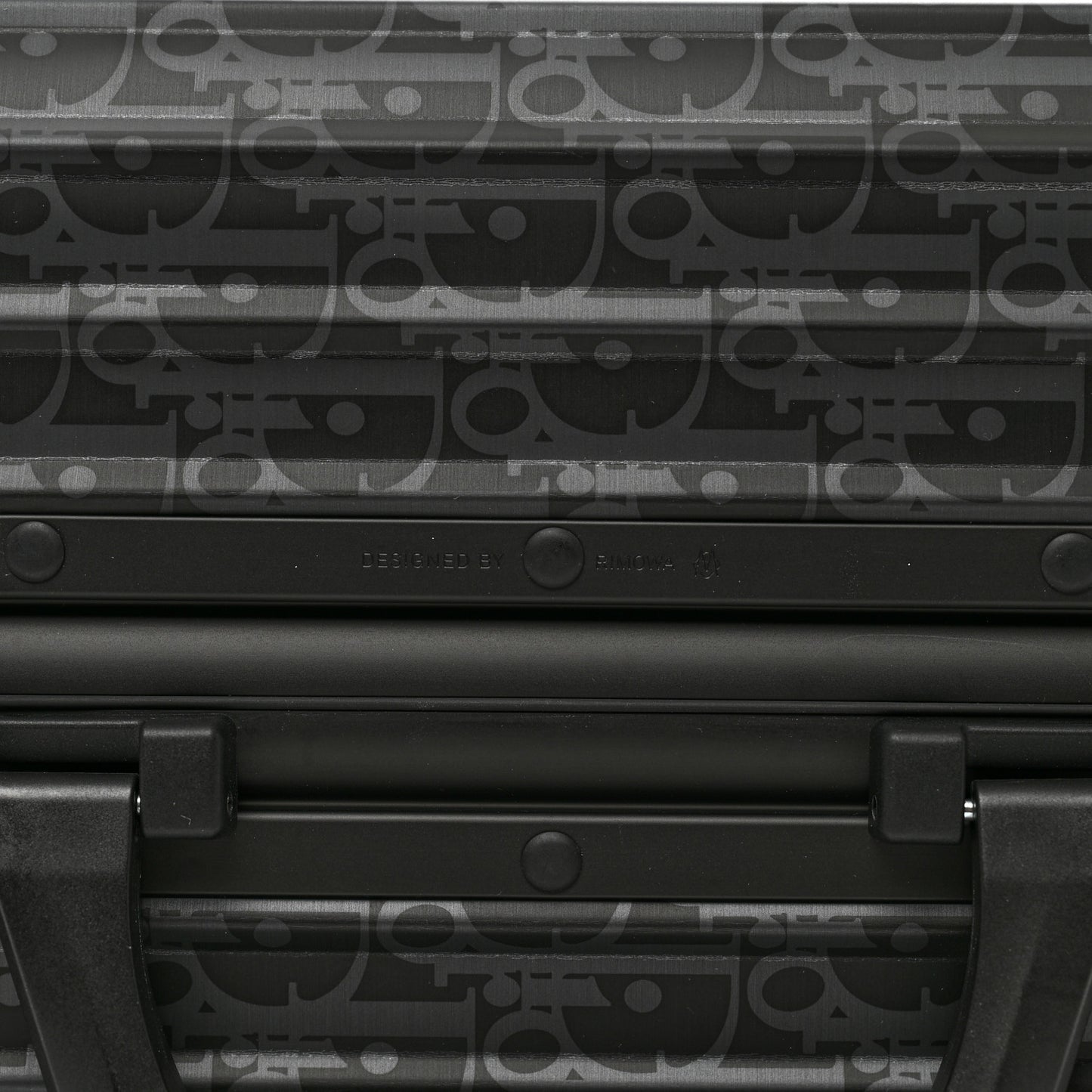 X RIMOWA Aluminum Gradient Cabin Luggage Black Multi