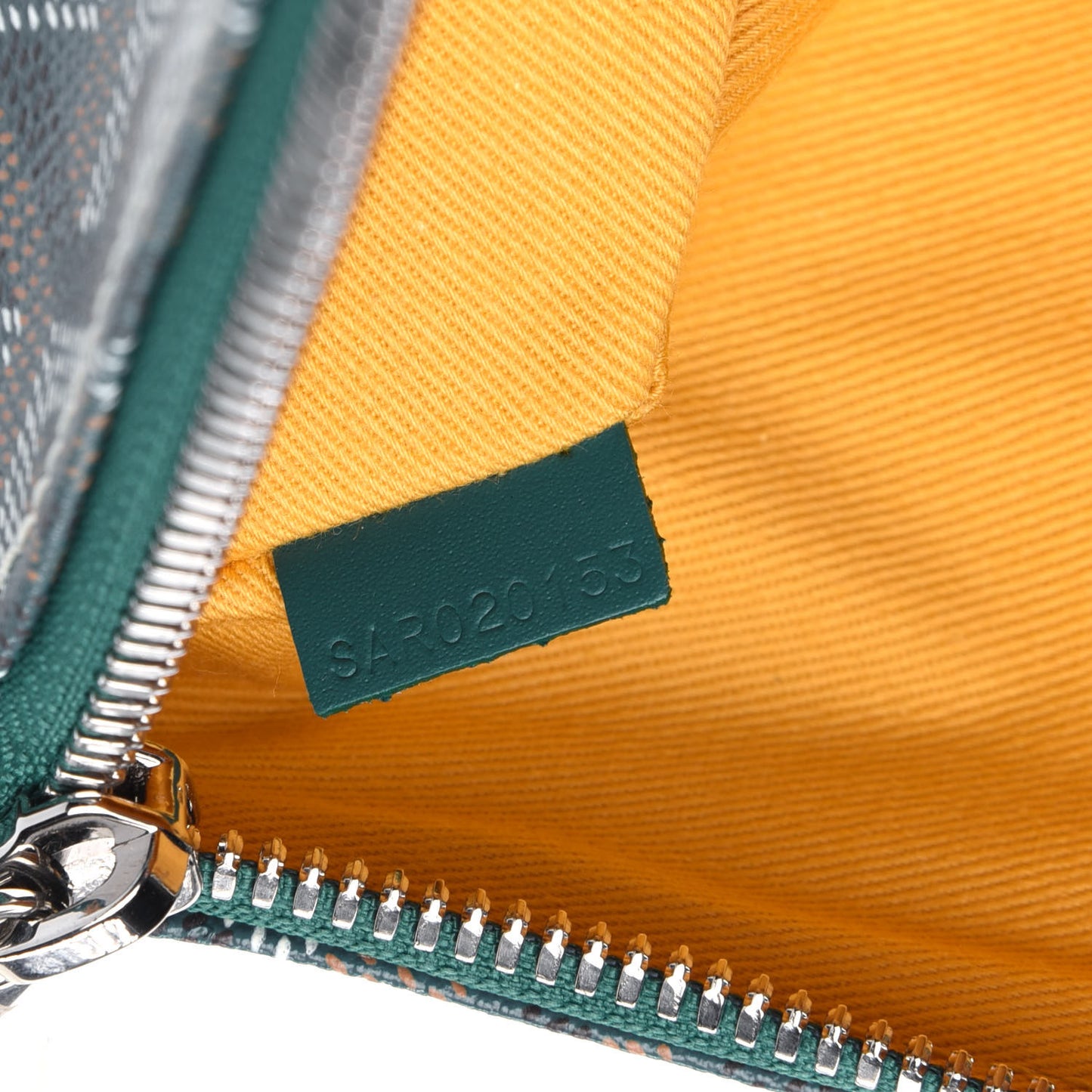 Goyardine Senat Pochette MM Green