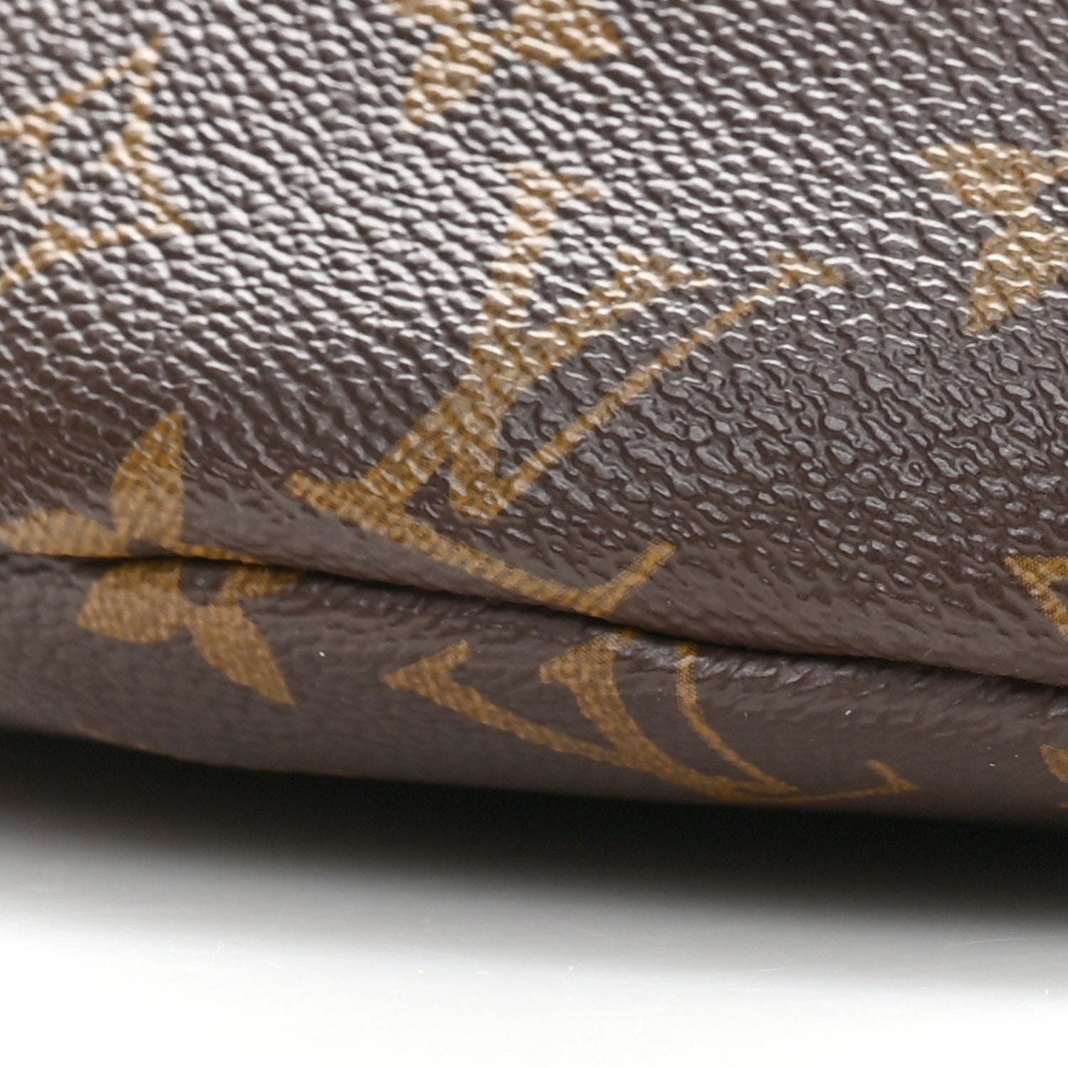 Louis Vuitton Monogram Bumbag 10 of 11