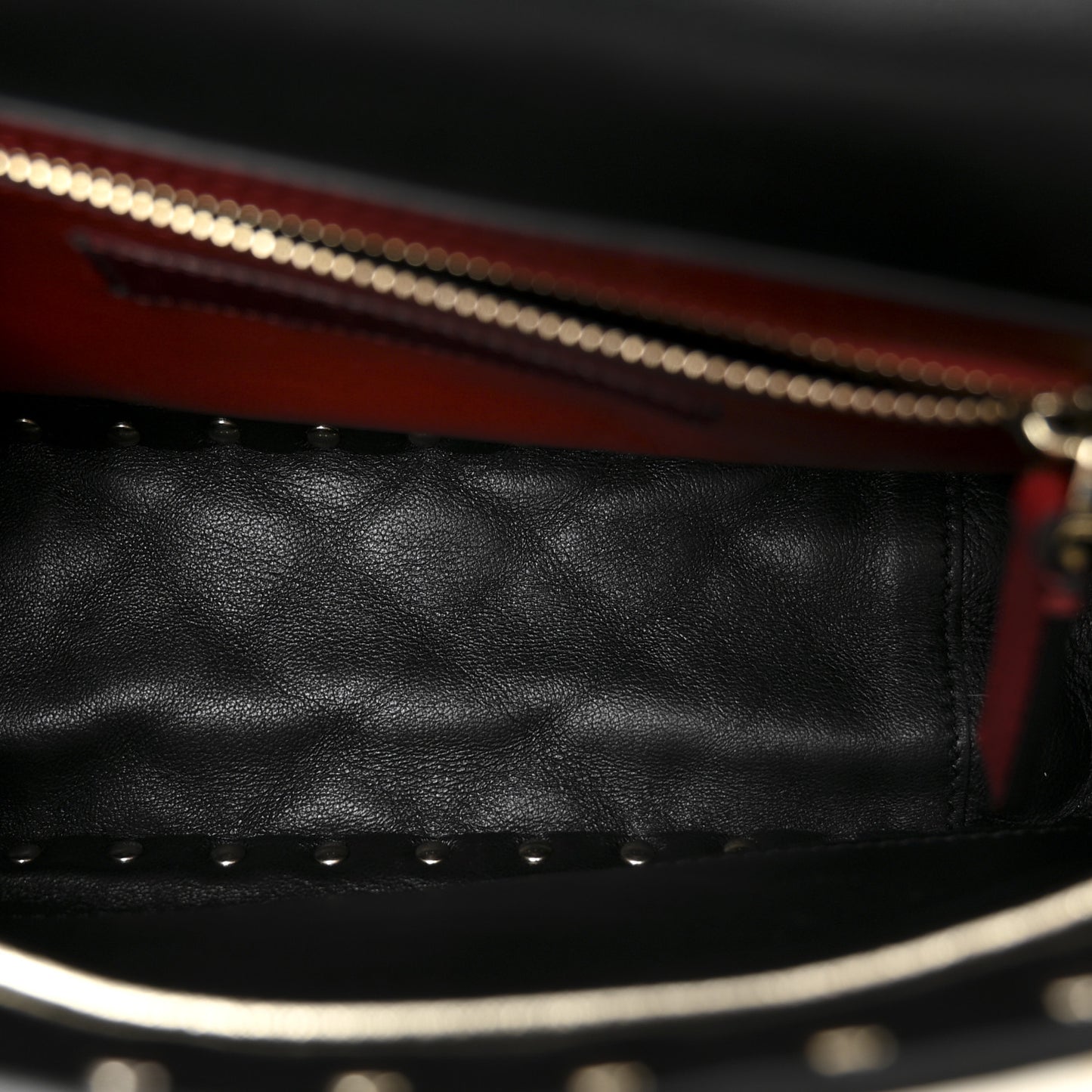 Metallic Wrinkled Lambskin Medium Rockstud Spike Shoulder Bag Mekong