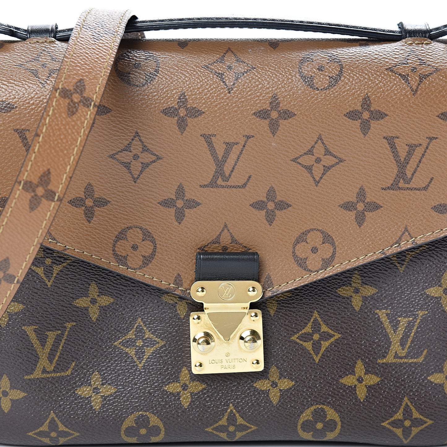 Reverse Monogram Pochette Metis