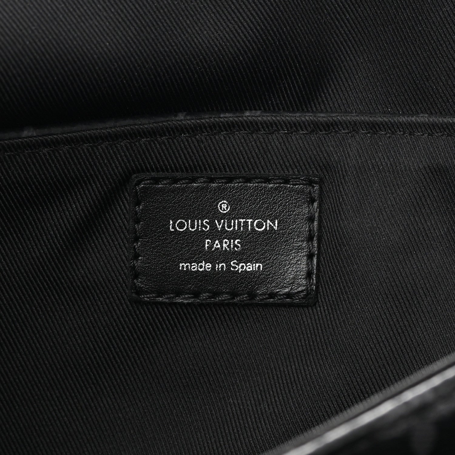 Louis Vuitton Monogram Eclipse District PM NM 6 of 13