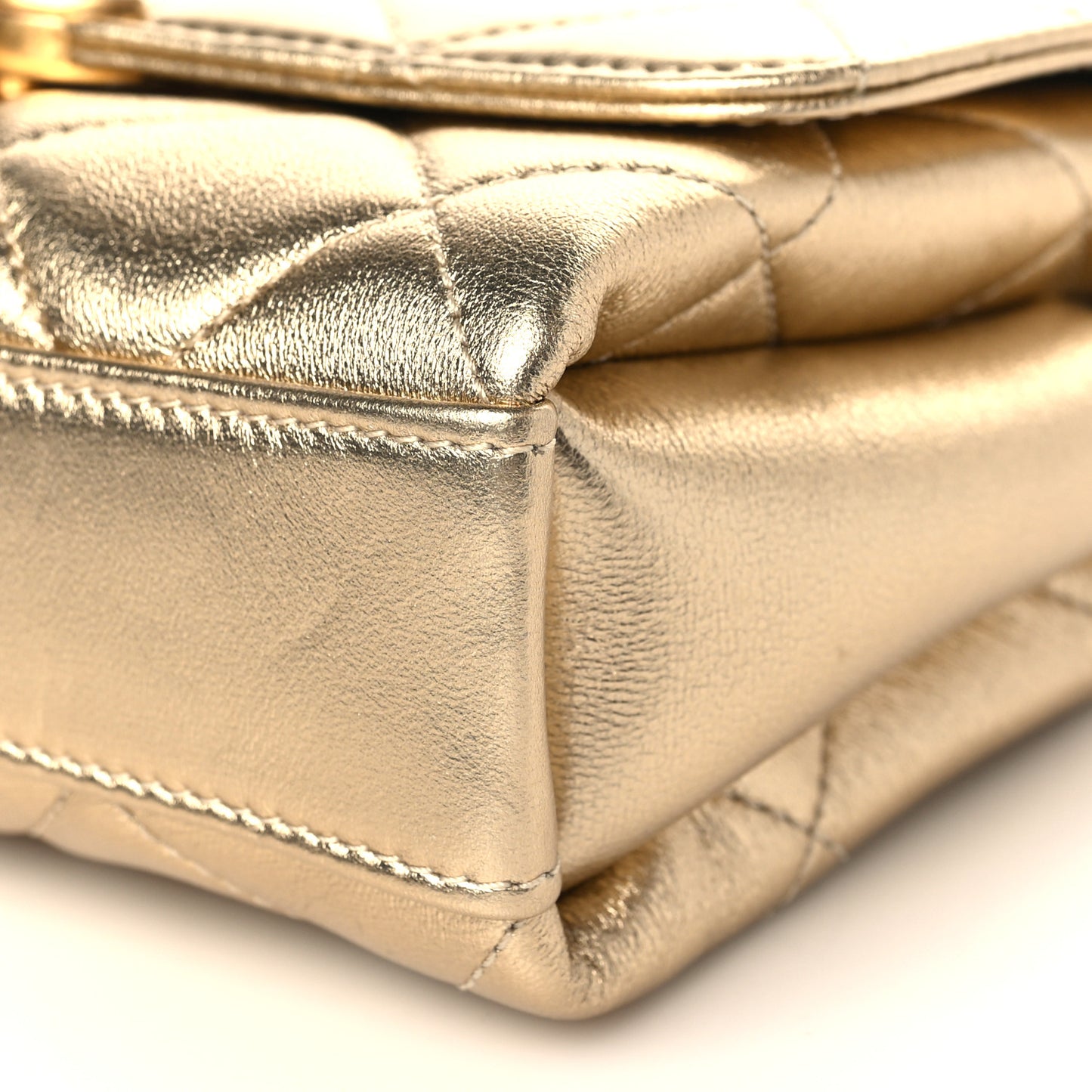 Metallic Lambskin Quilted Mini CC Crystal Logo Chain Flap Gold