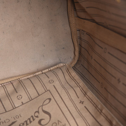 Louis Vuitton Monogram Neverfull MM 15 of 19