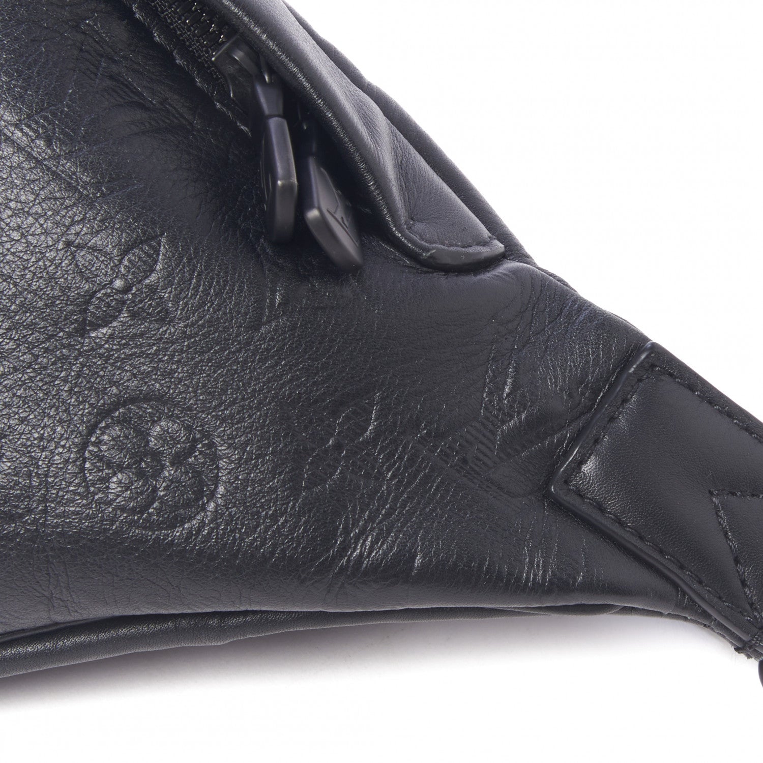 Louis Vuitton Calfskin Monogram Shadow Discovery Bumbag Black 5 of 8