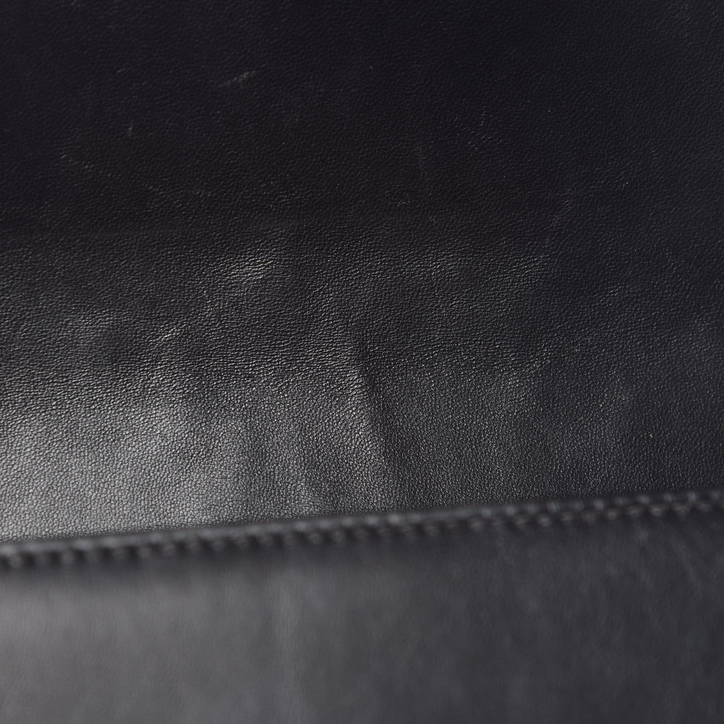 Lambskin Chevron Quilted Medium Boy Flap Black