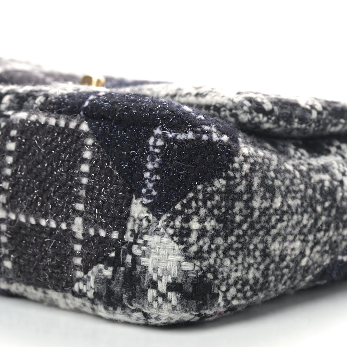 Tweed Quilted Medium Chanel 19 Flap Black White