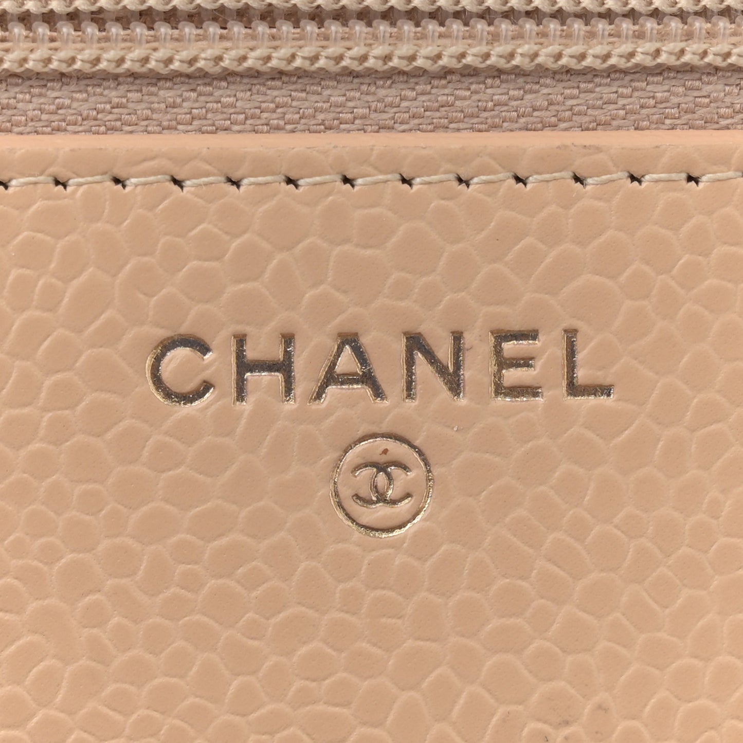Caviar Quilted Wallet on Chain WOC Beige