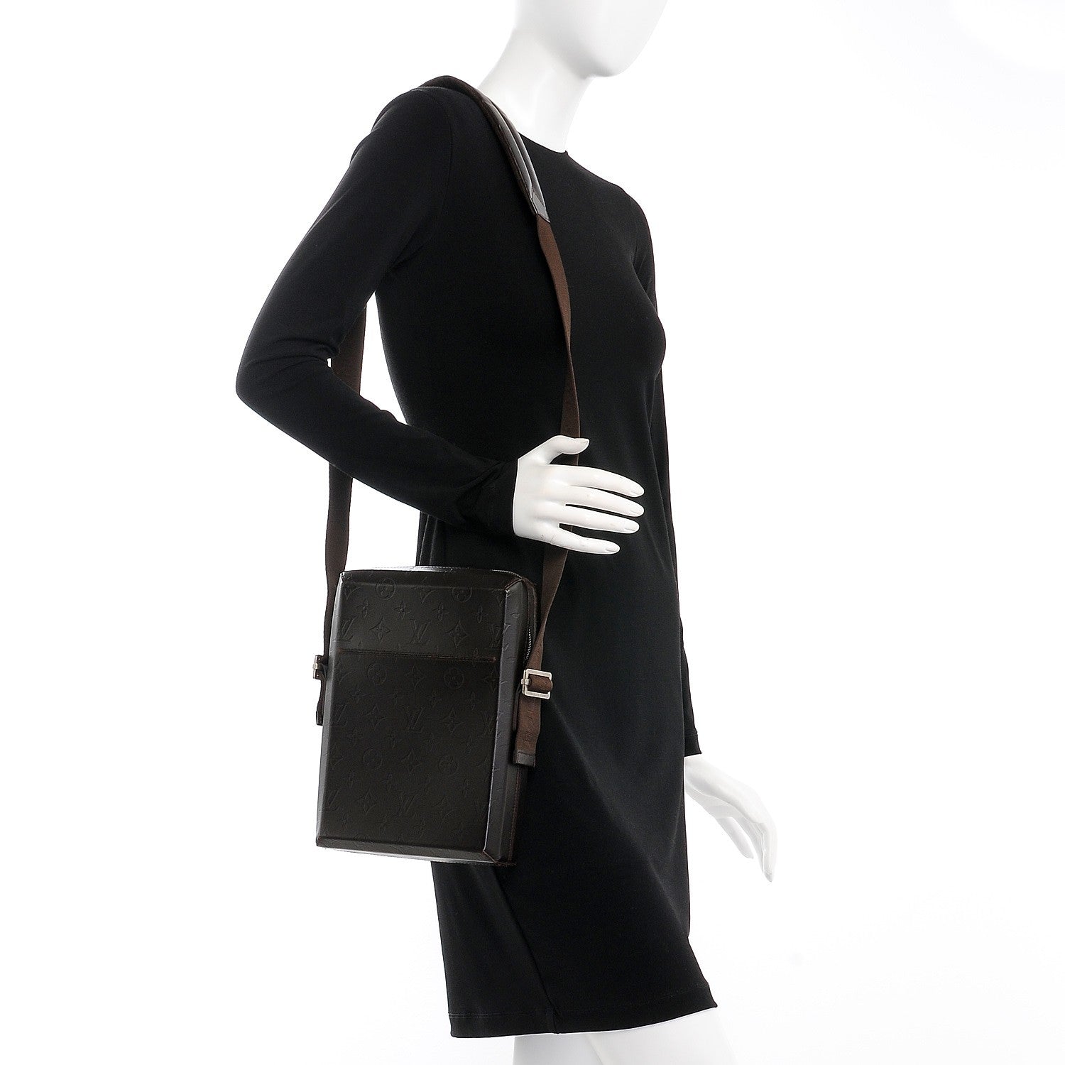 Louis Vuitton Monogram Glace Bobby Cafe 2 of 9