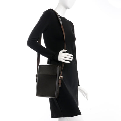 Louis Vuitton Monogram Glace Bobby Cafe 2 of 9