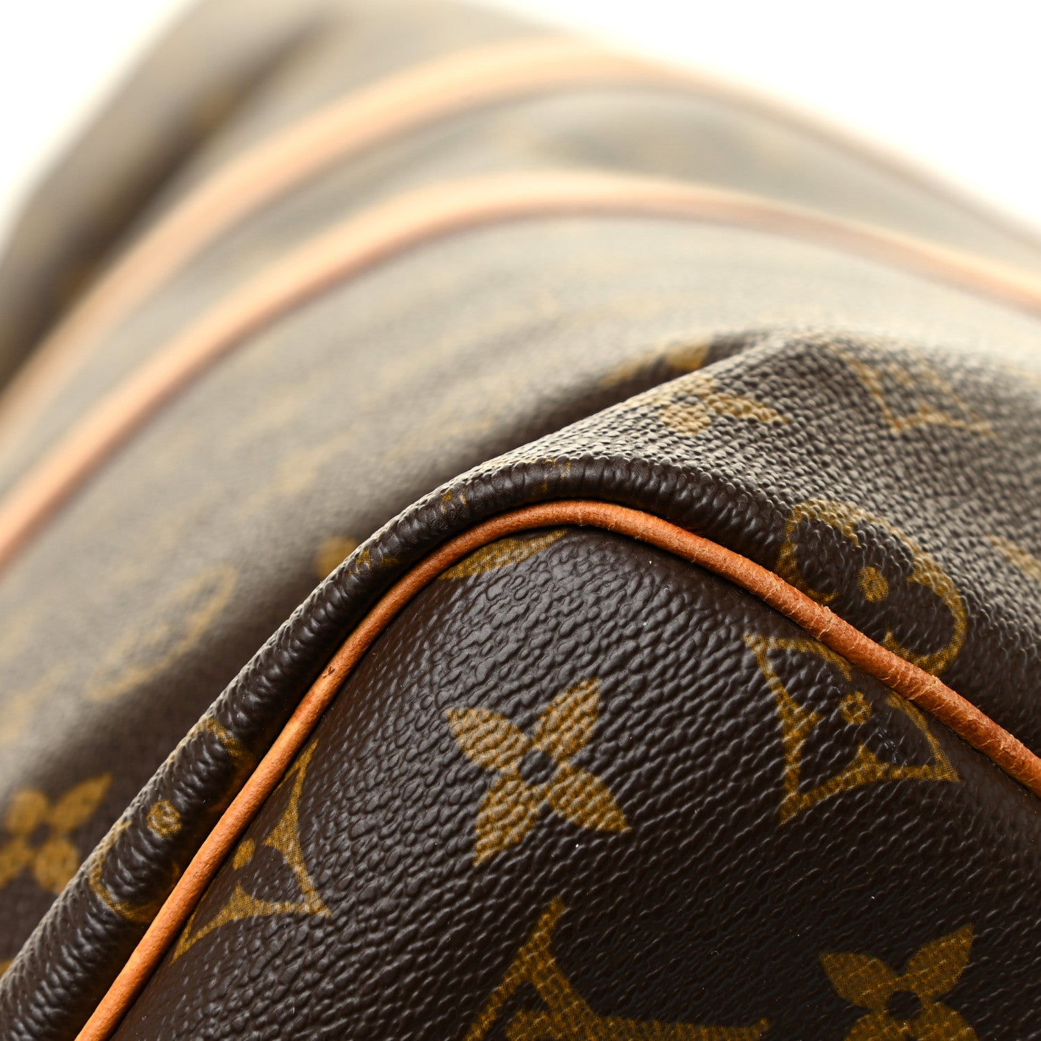Louis Vuitton Monogram Keepall Bandouliere 55 14 of 38