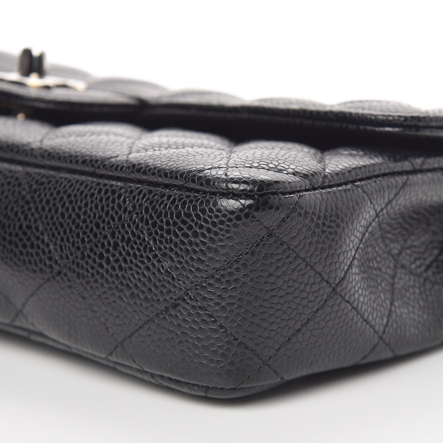 Caviar Quilted East West Flap Black