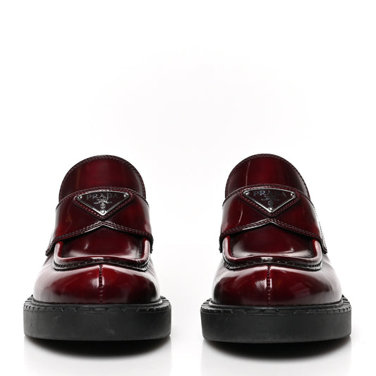 Brushed Calfskin Metal Triangle Logo 50mm Loafers 37 Porpora Fume