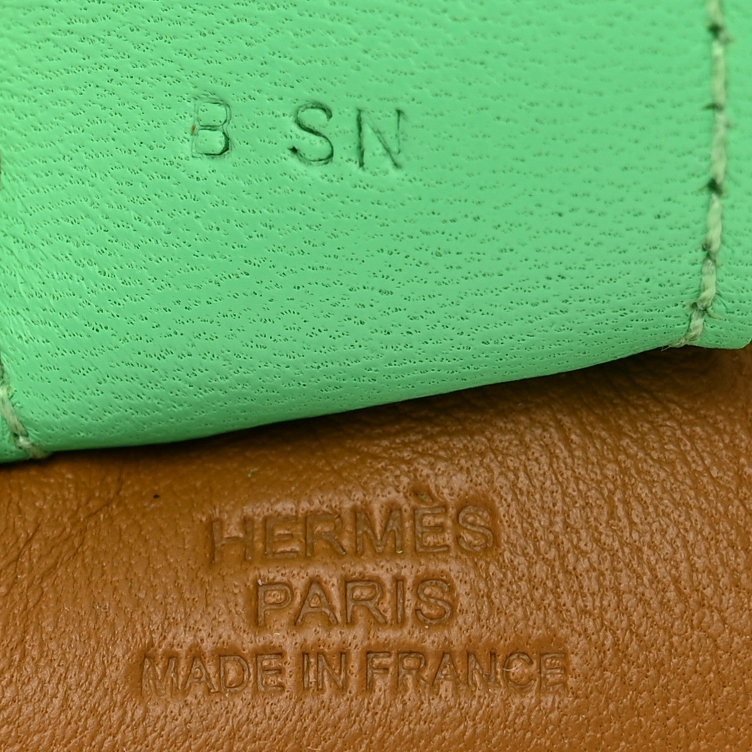 Hermes Milo Lambskin Grigri Rodeo Horse Bag Charm MM Kraft Vert Fizz Vert Comics 3 of 5