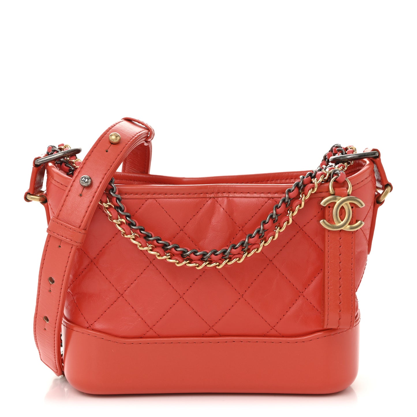 Aged Calfskin Quilted Small Gabrielle Hobo Red