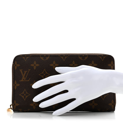 Louis Vuitton Monogram Zippy Organizer Wallet 2 of 13