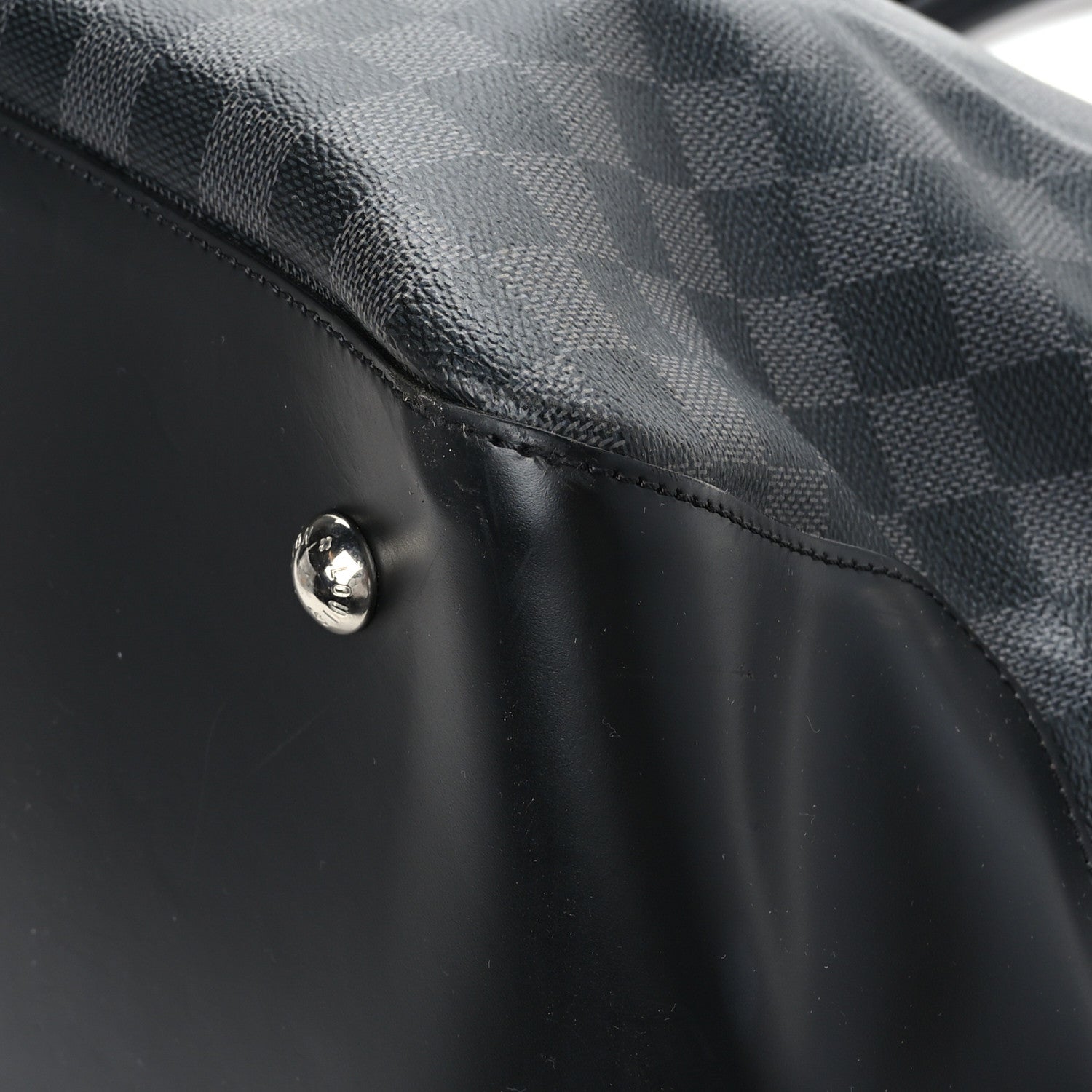 Louis Vuitton Damier Graphite Neo Greenwich 7 of 9