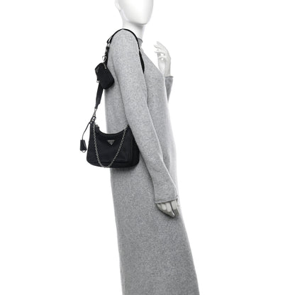 Prada Nylon Re-Edition 2005 Shoulder Bag Black 2 of 11
