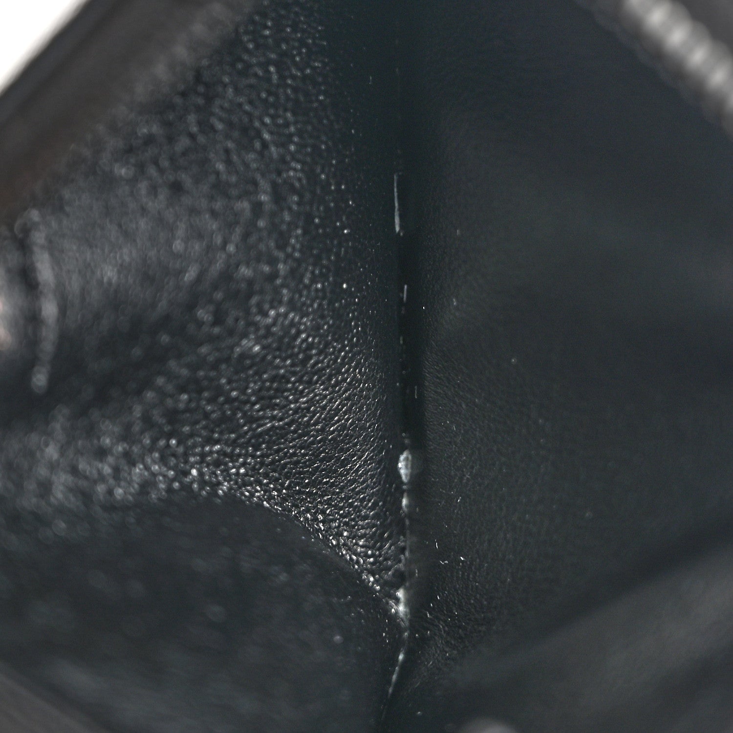 Saint Laurent Grain De Poudre Matelasse Chevron Monochrome Fragments Zippered Card Case Black 5 of 7