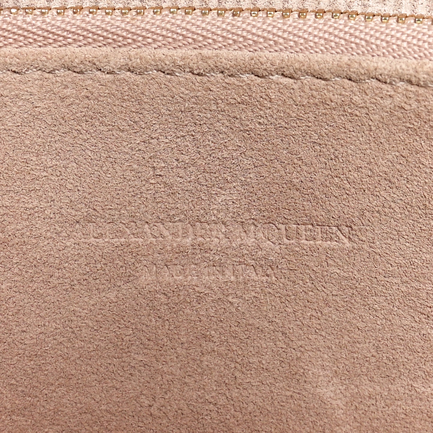 Calfskin Crocodile Embossed Knuckle Flat Clutch Black Gold