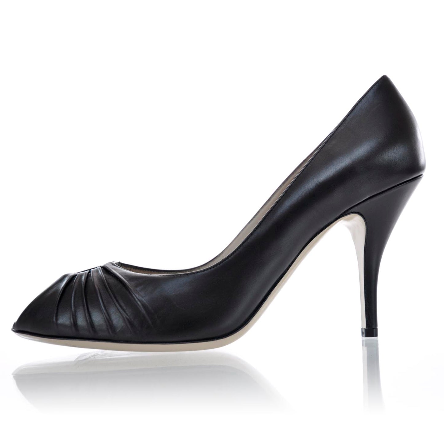 SALVATOREFERRAGAMOLeatherMadreperlaPeepToeHeels10Black