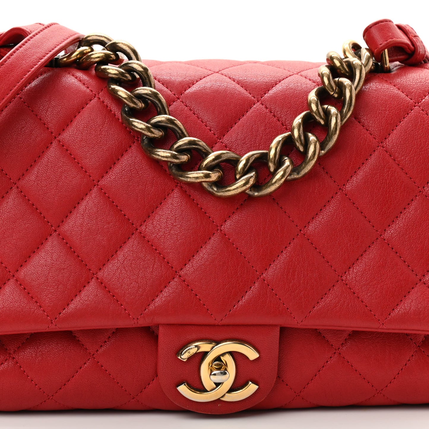 Shiny Sheepskin Quilted Large Trapezio Flap Red