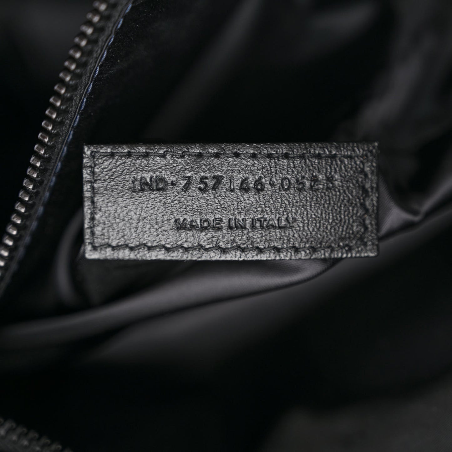 Nylon Niki Messenger Dark Blueberry Black