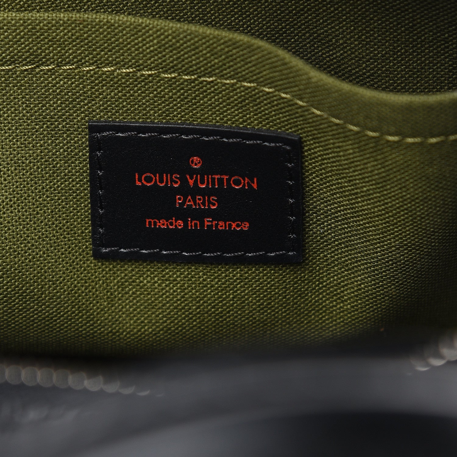 Louis Vuitton Monogram Infrarouge Dora Soft BB 6 of 9