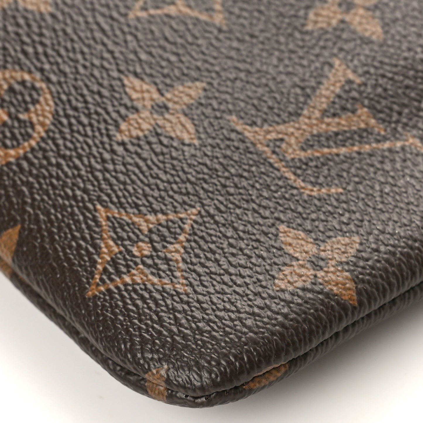 Monogram Daily Pouch Sesame