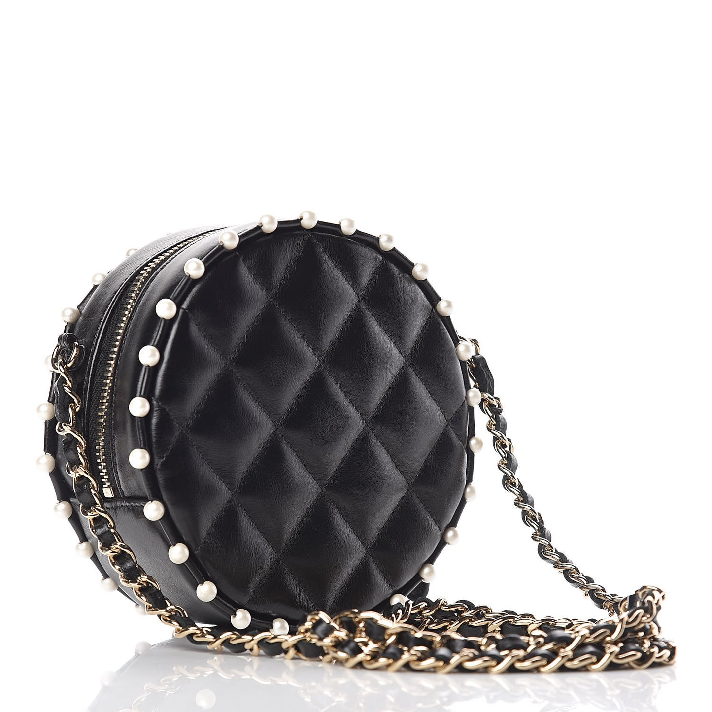 Calfskin Quilted Pearl Round Clutch With Chain Black